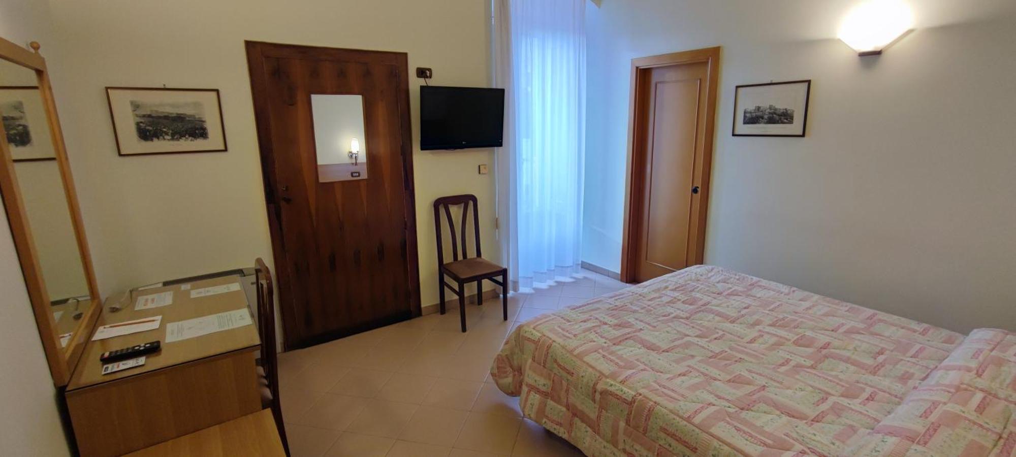 Hotel Castello Mesagne Luaran gambar