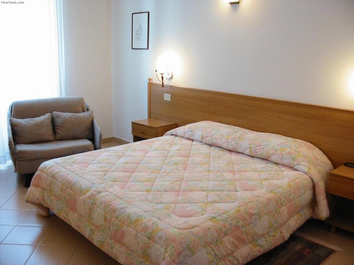 Hotel Castello Mesagne Bilik gambar
