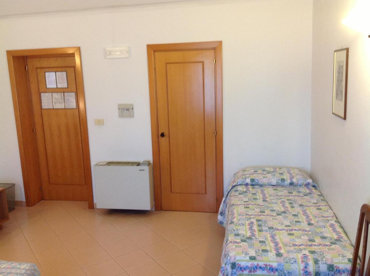 Hotel Castello Mesagne Bilik gambar
