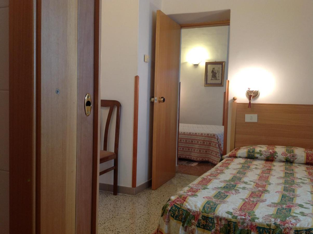 Hotel Castello Mesagne Bilik gambar